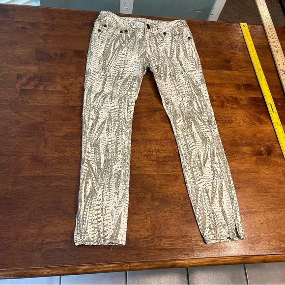 Free People cream Beige design denim pants stretch size 26 - Picture 1 of 10